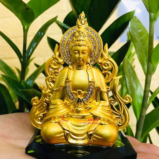 Tượng Quan Thế Âm đế kính đặt xe hơi