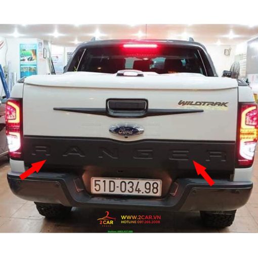 Ốp nắp thùng sau xe ô tô Ford Ranger XLS, WildTrack 2015-2019