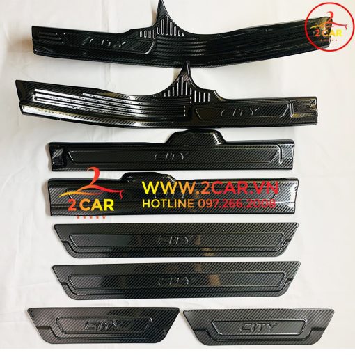 Ốp bậc cửa, nẹp bước chân CARBON xe Honda City 2015 - 2021 vân CACBON cao cấp