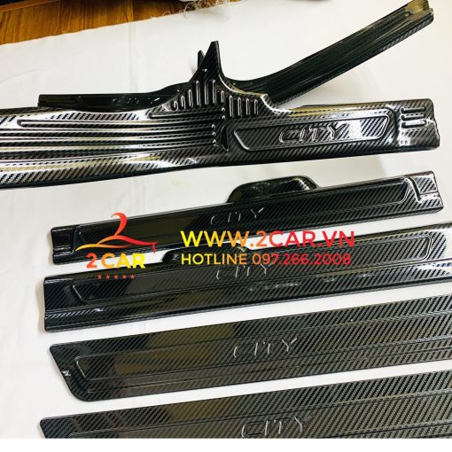 Ốp bậc cửa, nẹp bước chân CARBON xe Honda City 2015 - 2021 vân CACBON cao cấp - Hình ảnh 5