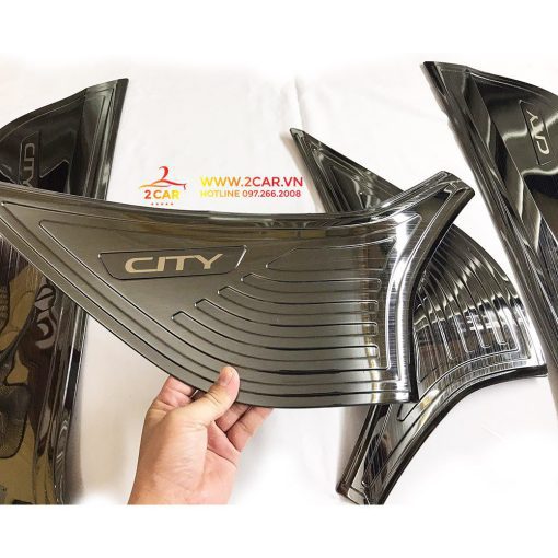 Ốp Tapli cánh cửa, màng loa Xe Honda City 2016- 2020, 2021 Hàng TiTan Cao Cấp+ Tặng kèm keo dính - Hình ảnh 5