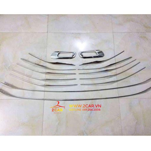 Ốp Mặt Ca lăng, calang xe Toyota Camry 2019 2020 2021 Hàng inox cao cấp - Hình ảnh 8