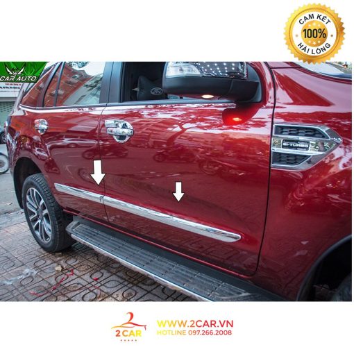 Ốp sườn, nẹp sườn hông xe Ford Everest 2017- 2020, 2021 chất liệu INOX cao cấp