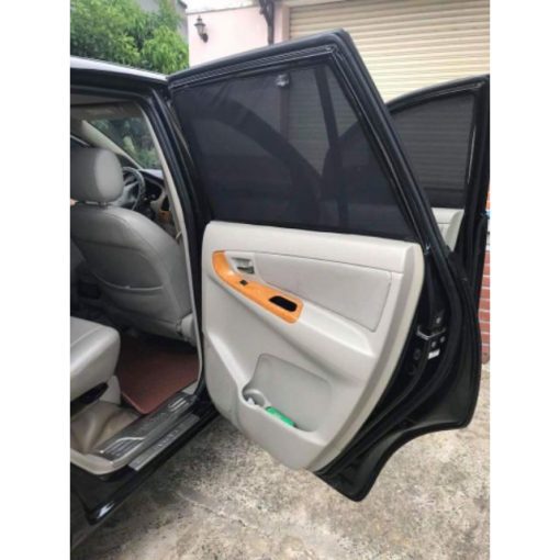 Rèm che nắng xe Toyota Innova 2006- 2023 có hút nam châm cao cấp - Hình ảnh 2
