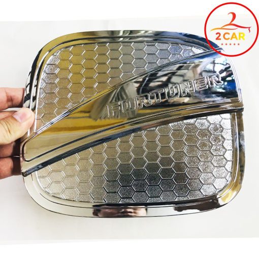 Ốp Nắp Bình Xăng Xe Toyota Fortuner 2017- 2021, 2022, 2023 mạ crom sáng bóng - Hình ảnh 2