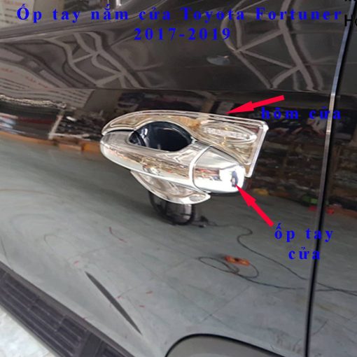 Ốp Tapli, màng loa Cánh Cửa xe Toyota Fortuner 2017- 2021, 2022, 2023 Hàng TiTan Cao Cấp - Hình ảnh 5