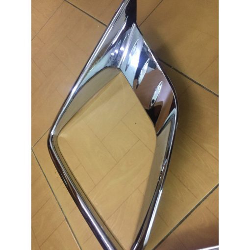 Ốp viền đèn gầm trước xe Mitsubishi Xpander 2018 - 2021 - Hình ảnh 6