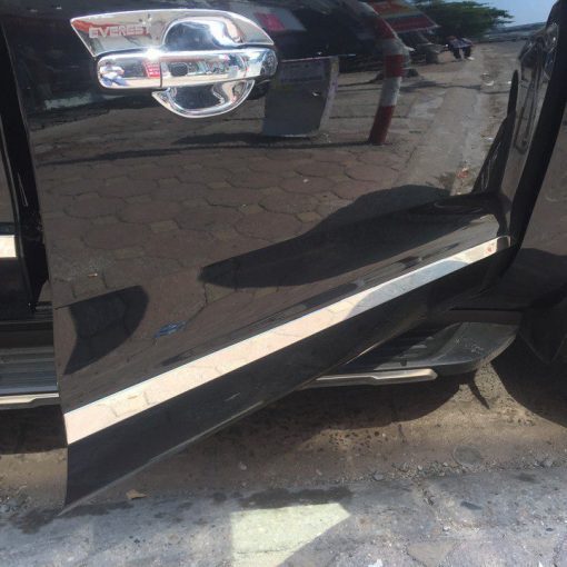 Ốp sườn, nẹp sườn hông xe Ford Everest 2017- 2020, 2021 chất liệu INOX cao cấp - Hình ảnh 6