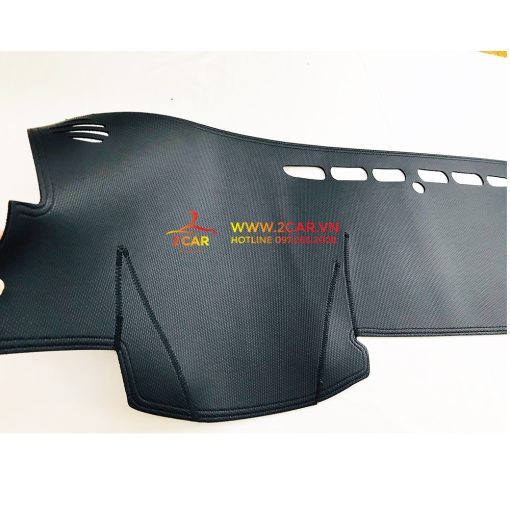 Thảm Taplo Da Carbon Xe Camry 2012-2022, chống nóng tốt, chống trơn trượt, vừa khít theo xe - Hình ảnh 6