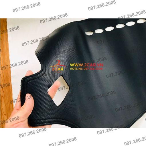Thảm Taplo Da Cacbon Xe Mitsubishi Xpander 2018 - 2021, 2022, 2023 chống nóng tốt, chống trơn trượt, vừa khít theo xe - Hình ảnh 9