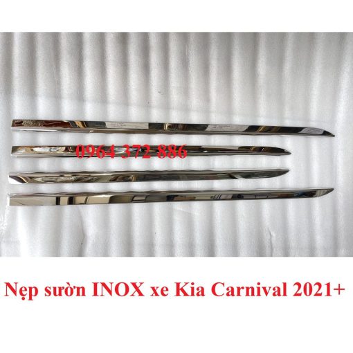 Ốp chống trầy cốp trong, ngoài xe Kia Carnival 2021- 2022 vân cacbon cao cấp
