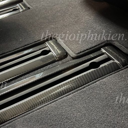 Ốp bảo vệ đường ray trượt ghế carbon cho xe Kia Carnival 2021- 2022- vân cacbon cao cấp - Hình ảnh 3