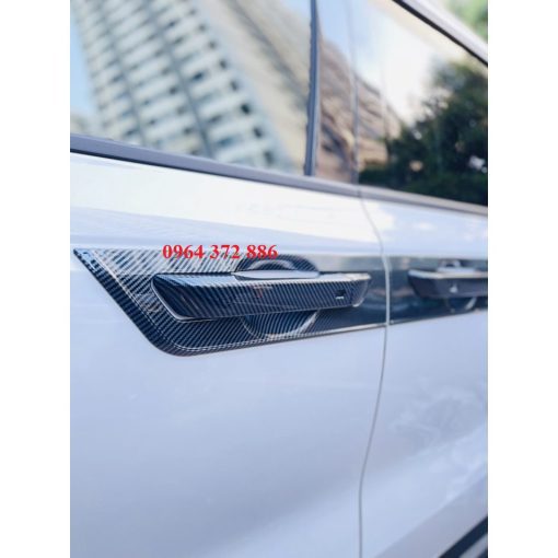 Ốp tay nắm, hõm cửa, xe Kia Carnival 2021- 2022 nhựa vân carbon cao cấp - Hình ảnh 8