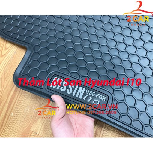 Thảm sàn, lót sàn xe Hyundai I10 2014 - 2020 chất liệu cao su đúc, không mùi, không thấm nước – Mẫu Nissin chữ trắng - Hình ảnh 4
