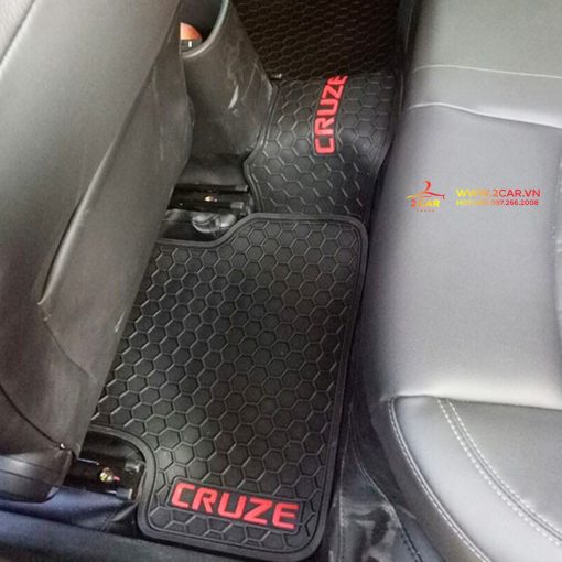 Thảm lót sàn cao su xe Chevrolet CRUZE không mùi, dễ vệ sinh _ tổ ong chữ đỏ - Hình ảnh 6