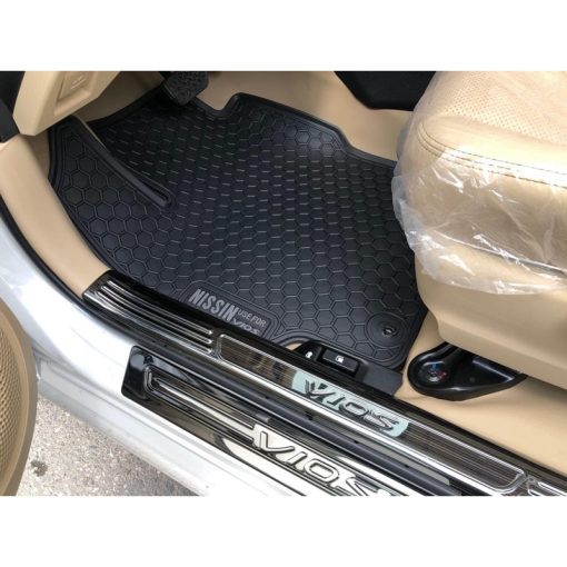 Thảm lót sàn cao su xe Toyota Vios 2014- 2022 Mẫu Nissin tổ ong chữ trắng - Hình ảnh 9