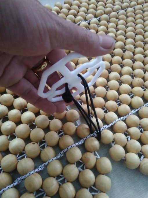 Lót ghế gỗ ô tô hạt gỗ Hương Mộc có hoa văn ở giữa, có khâu viền cao cấp - Hình ảnh 8