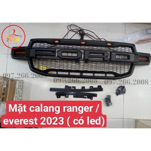 Ốp mặt ca lăng, độ mặt ca lăng Ford Ranger, Everest 2022-2023 có led định vị cao cấp