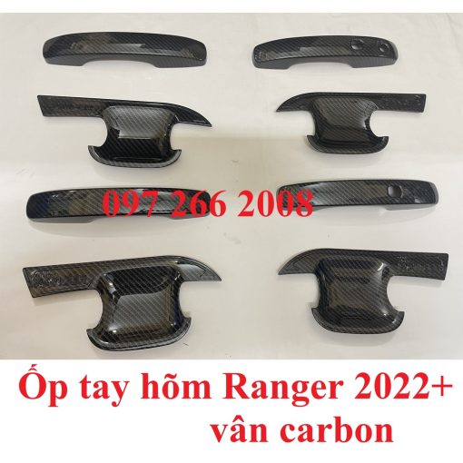 Ốp tay nắm, hõm cửa CARBON xe Ford Ranger 2022- 2023 vân cacbon cao cấp