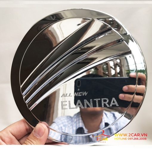 Ốp Nắp Bình Xăng Xe Hyundai Elantra 2016 2017 2018 2019 2020 2021 2022 2023 mạ crom sáng bóng