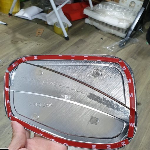Ốp nắp bình xăng xe Ranger 2022 2023 Nhựa ABS mạ Crom cao cấp - Ảnh 2