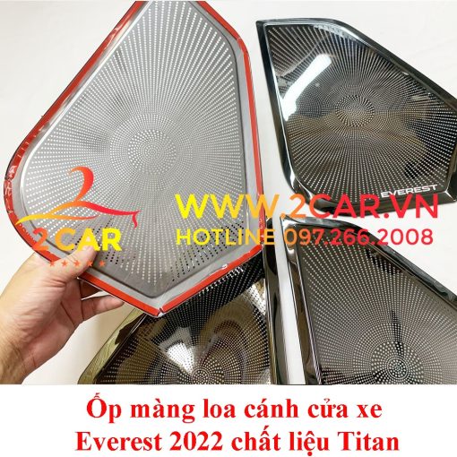 Ốp Trang trí Màng Loa cánh cửa xe Ford Everest 2022, 2023 chất liệu Titan Cao Cấp - Hình ảnh 2