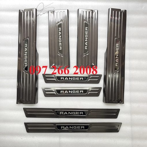 Ốp Bậc cửa, nẹp bước chân trong, ngoài CACBON xe Ranger 2015 - 2021, 2022, 2023 vân carbon cao cấp - Hình ảnh 2