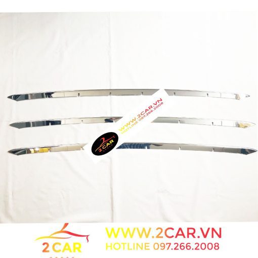Ốp mặt Ca Lăng, calang xe Toyota Corolla Cross 2020, 2021, 2022– 3 thanh Bên dưới biển số- ốp lưới tản nhiệt - Hình ảnh 3