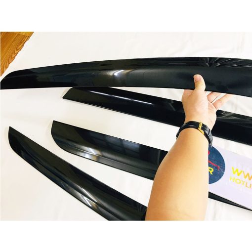 Vè che mưa xe SUZUKI XL7/ XL-7 2019- 2022 nhựa đen Thái Lan cao cấp - Hình ảnh 2