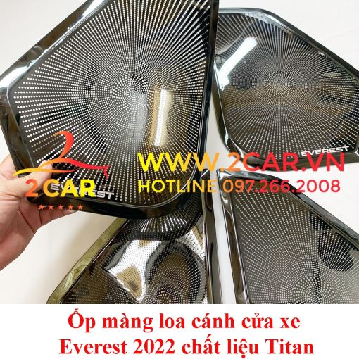Ốp Trang trí Màng Loa cánh cửa xe Ford Everest 2022, 2023 chất liệu Titan Cao Cấp - Hình ảnh 3