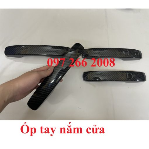 Ốp tay nắm, hõm cửa CARBON xe Ford Ranger 2022- 2023 vân cacbon cao cấp - Hình ảnh 4