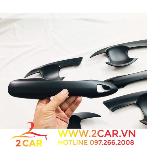 Ốp tay nắm + hõm cửa xe Toyota Cross 2020- 2021- 2022 nhựa đen cao cấp - Hình ảnh 7