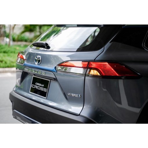 Ốp Tay mở cốp, viền cốp sau xe Toyota Corolla Cross 2020 2021 2022 nhựa ABS màu xanh giống bản 1.8 HV - Hình ảnh 7