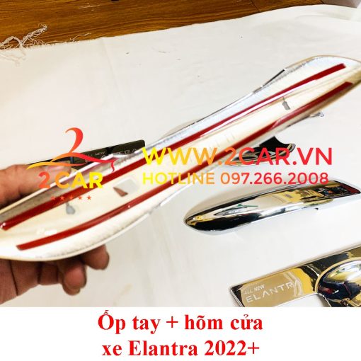 Ốp tay nắm, hõm cửa xe Hyundai Elantra 2022 2023 mạ crom cao cấp - Hình ảnh 6