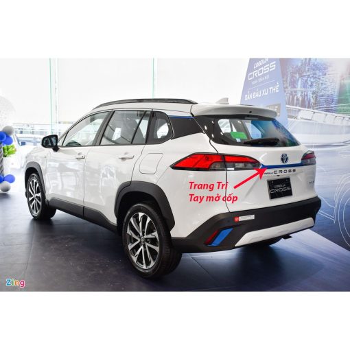Ốp Viền Đèn Gầm trước, sau Xe Toyota Cross 2020 2021 2022 - Viền Xanh siêu đẹp - Hình ảnh 8