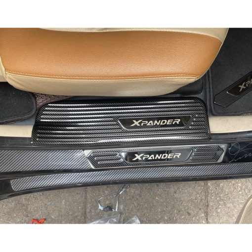 Ốp bậc cửa, nẹp bước chân, trầy cốp carbon xe Xpander 2018- 2021 Vân Cacbon Cao Cấp - Hàng cao cấp - Hình ảnh 2