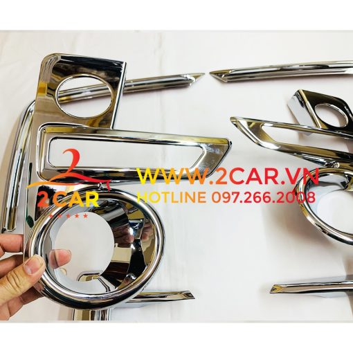 Ốp viền đèn gầm trước, sau xe Toyota Raize 2021-2022 mạ crom cao cấp - Hình ảnh 3