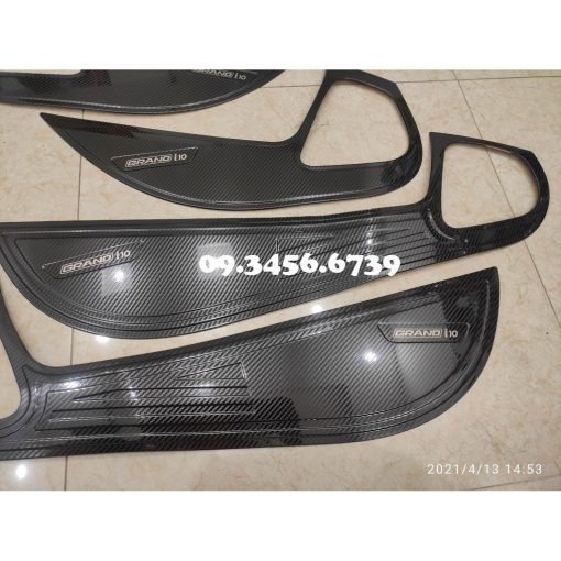 Ốp Tapli cánh cửa CARBON xe Hyundai I10 đời 2014- 2023 vân cacbon siêu đẹp - Giá 1 bộ - Hình ảnh 2
