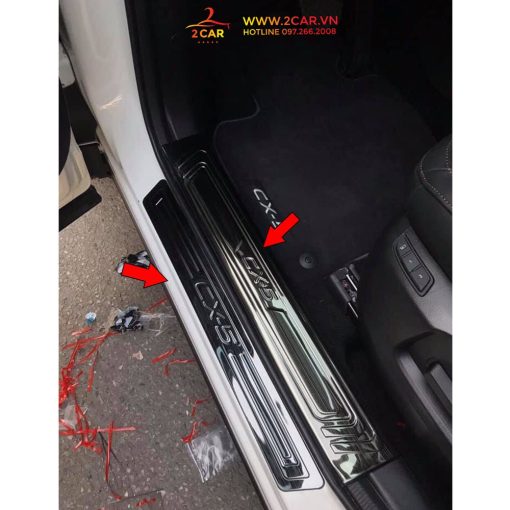 Ốp bậc cửa, nẹp bước chân Trong, Ngoài Xe Mazda Cx5 2018- 2020,2021 2022 2023 chất liệu Titan - Hình ảnh 2