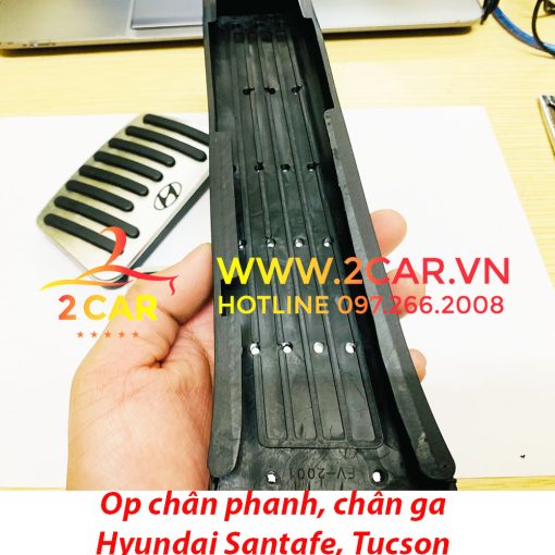 Ốp bảo vệ chân phanh, chân ga xe Hyundai Santafe 2019-2023, Tucson 2019-2023 Inox siêu bền, siêu đep - Hình ảnh 3