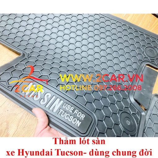 Thảm Lót sàn Xe Hyundai Tucson 2015 đến 2021, 2022, 2023 vân tổ ong hãng Nissin chữ trắng - Hình ảnh 3