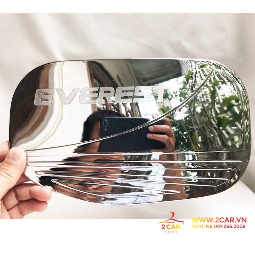 Ốp Nắp Bình Xăng Xe Ford Everest 2017- 2019, 2020, 2021 mạ crom cao cấp - Hình ảnh 3