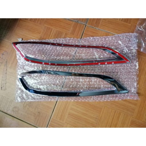 Ốp viền đèn gầm sau xe Toyota Vios 2019 - 2020 - Hình ảnh 4