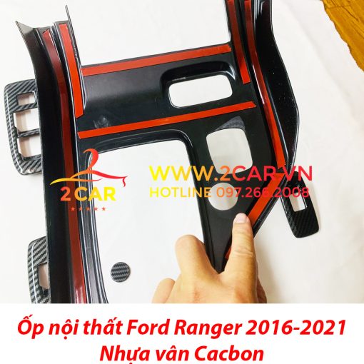 Ốp Nội Thất Ford Ranger 2016 - 2021 (chỉ dùng cho xe 2 cầu) ,chất liệu nhựa Cacbon cao cấp - Hình ảnh 4