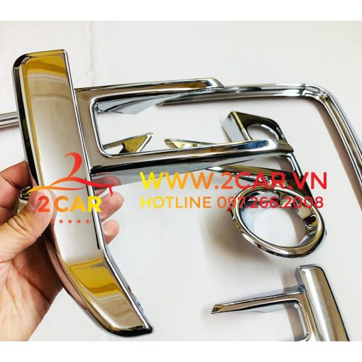 Ốp viền đèn gầm trước, sau xe Toyota Raize 2021-2022 mạ crom cao cấp - Hình ảnh 4