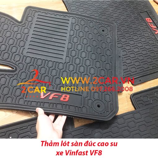 Thảm sàn, lót sàn xe Vinfast VF8 chất liệu cao su đúc không mùi, không thấm nước - Ảnh 4