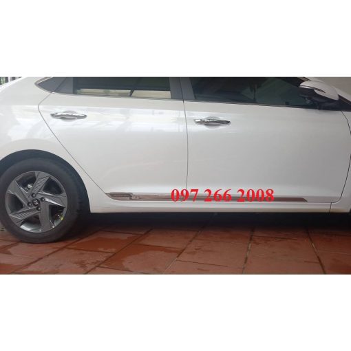 Ốp nẹp sườn hông xe Hyundai Accent 2018- 2019- 2021- 2022- 2023, Ốp sườn xe Accent cao cấp- Mẫu chữ đen - Hình ảnh 5