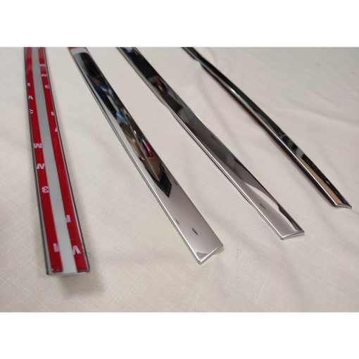 Viền cong kính, Nẹp chân kính inox xe Toyota Raize 2021 2022 2023 Hàng inox cao cấp - Hình ảnh 5