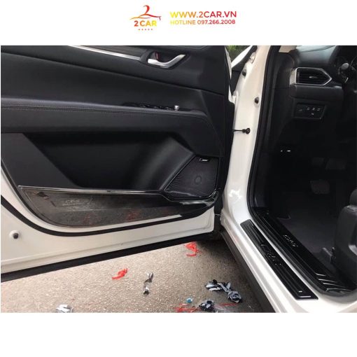 Ốp bậc cửa, nẹp bước chân Trong, Ngoài Xe Mazda Cx5 2018- 2020,2021 2022 2023 chất liệu Titan - Hình ảnh 4