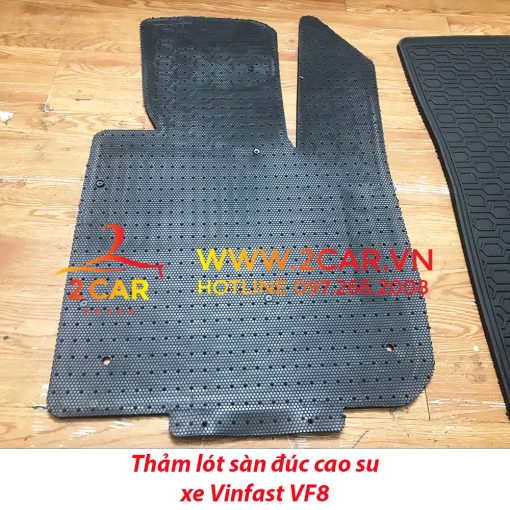 Thảm sàn, lót sàn xe Vinfast VF8 chất liệu cao su đúc không mùi, không thấm nước - Ảnh 6
